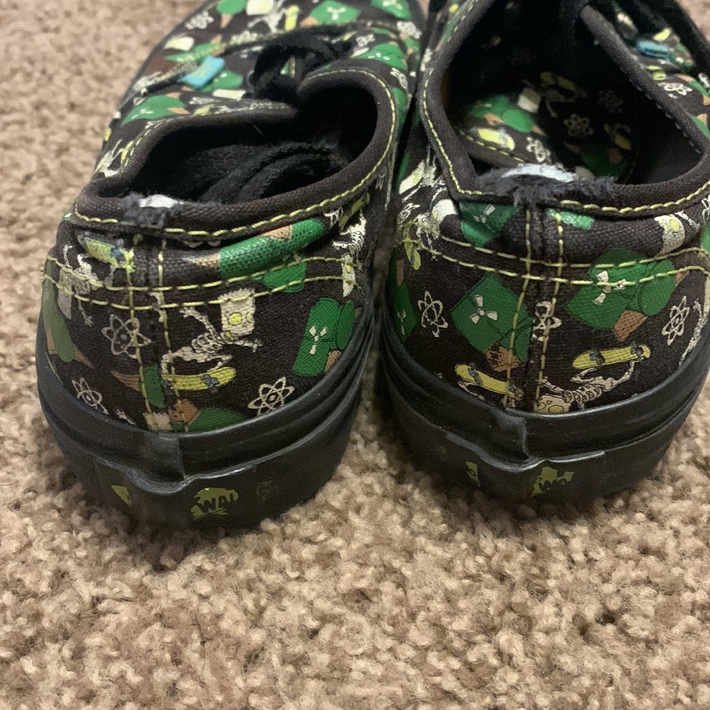 Vans. Girls. Bart Simpson - Picture 2 of 6